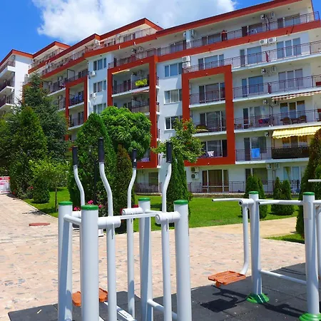 In Marina View Noks Grand Lejlighed